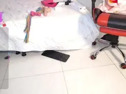 Amateur Live Sex Cam of Scarlletevans