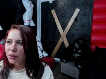 Bongacams Live Sex Cam of ivybrowm