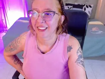 Bongacams Watch Live Sex Cams of chloe-rosse