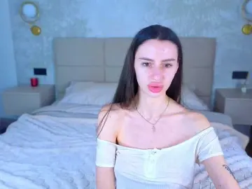 SnowWhiteee