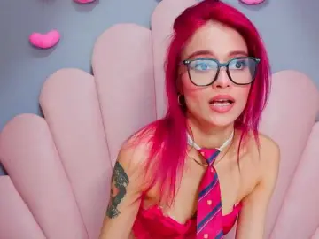 Bongacams Nude Webcam of LUCYMILLER