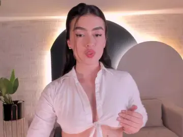 Bongacams Sex Cam of PaulinaSantos1