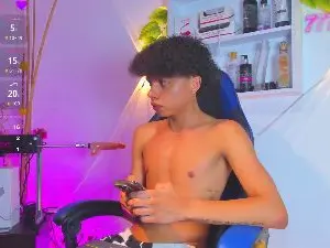 Cam4 Live Porn of Taylor_Black_