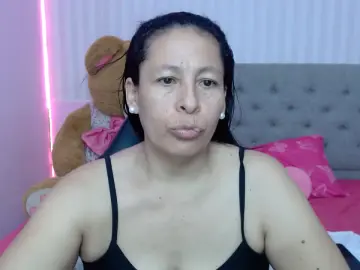mature_martina_
