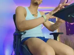 Cam4 Sex Chat of Dominic_Max