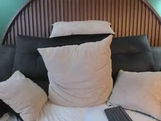 Camsoda Live Sex Cam of shannel-queen