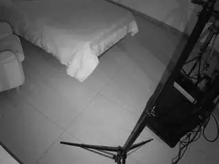 voyeurcam-jb-room-2