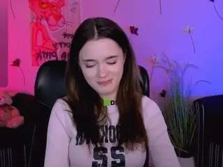 Camsoda Nude Webcam of liana-kisses