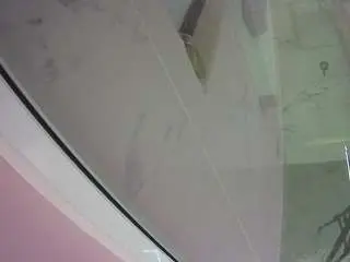 voyeurcam-casa-salsa-bathroom-13