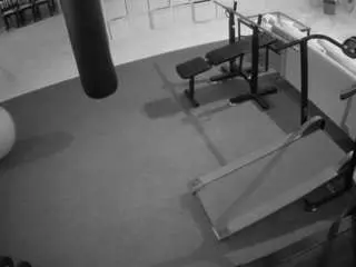 voyeurcam-julmodels-living-5