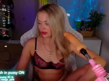 Chaturbate Live Sex Cam of margohotty