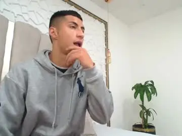 Chaturbate Live Sex of mr_porn_9