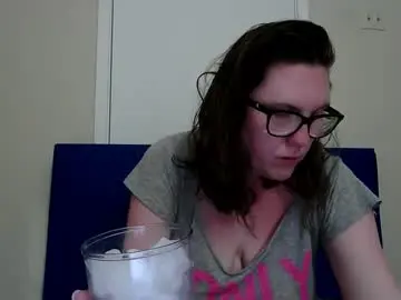 fuzzypeaches87
