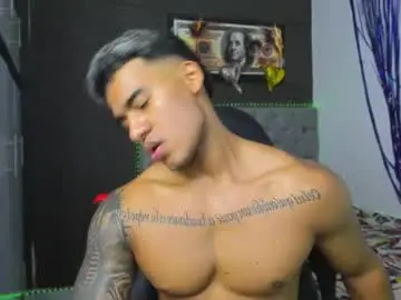 luigi_hot_