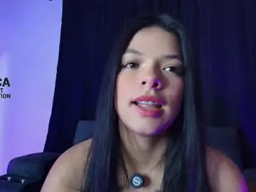 Chaturbate Best live sex cam show of yungelitamor_