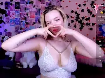 Chaturbate Free Live Porn of akari_moon3