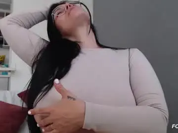 Chaturbate Live Sex of cristal_sexyboobs_