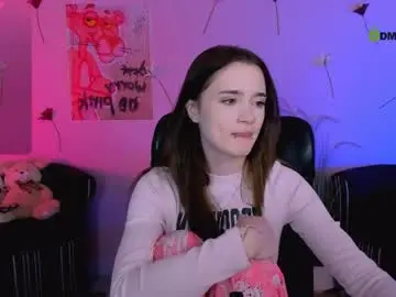 liana_kisses