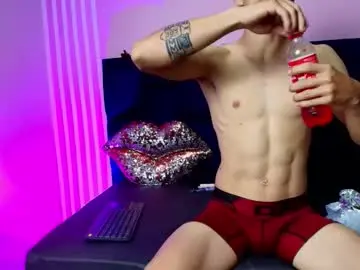 Chaturbate Best live sex cam show of taylor_stele