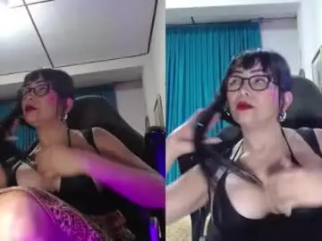 Chaturbate Free Live Porn of kelly_squirting