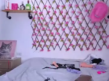 Chaturbate Nude Webcam of amber_love04