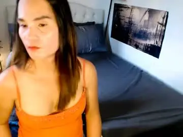 xqueenyasiandomcumx