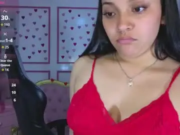 lia_harper_t
