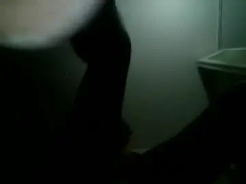 Chaturbate Free Porn Cam of 11inchtattedtrinibad