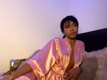 Chaturbate Nude Webcam of shantalwilliams