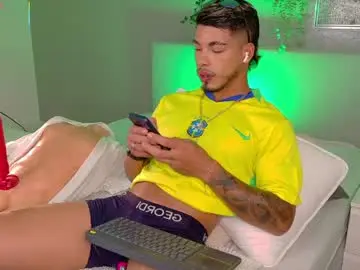 Chaturbate Nude Webcam of ken_boy_