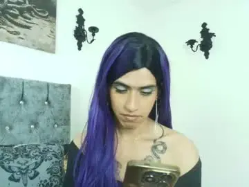 bella_poisonous