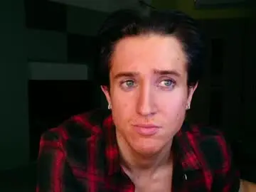 Chaturbate Nude Webcam of christianlevine_