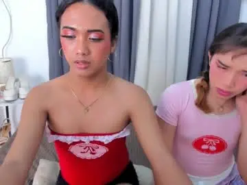 Chaturbate Live Porn of hugecock_pretty123