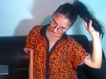 Chaturbate Sex Cam of bellaluxxs