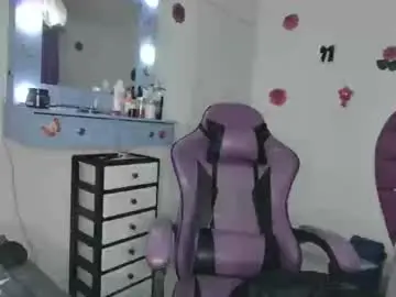 roxy_lu_07