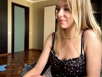 Chaturbate Live Sex Cam of iveydiefendorf