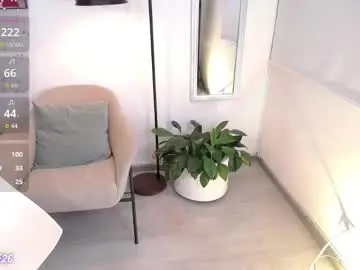 Chaturbate Live Sex Cam of s0phie_26