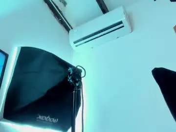 Chaturbate Free Porn Cam of charliegrifinx