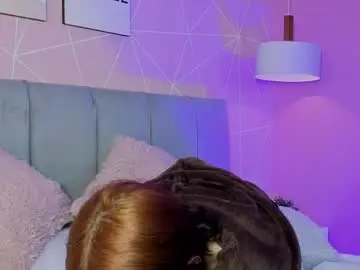 Chaturbate Live Sex Cam of camil_rayne