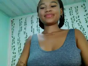 akemy_saunderz