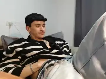 Chaturbate Best live sex cam show of taylor_024