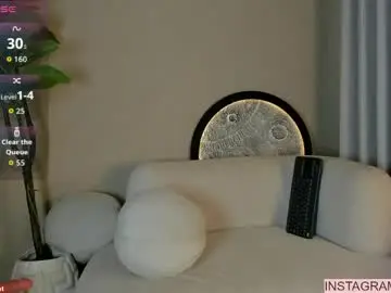 Chaturbate Free Porn Cam of emily_huddson_