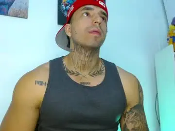 Chaturbate Best live sex cam show of darius_phoenix