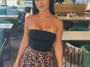 Raquel_Lust