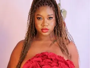 Slave_Ebony