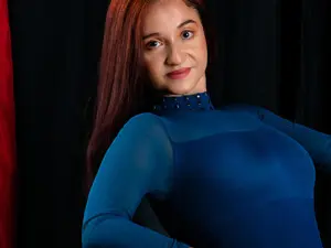 Lucy_hot77