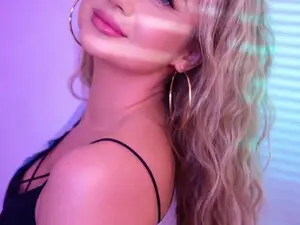 BlondieEve