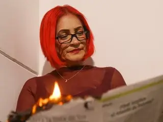 Streamate Sex Cam of KariinaTaylor21