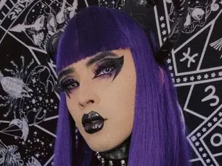 naomysatangirl
