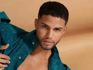 Streamate Free Live Porn of AARONBLIND